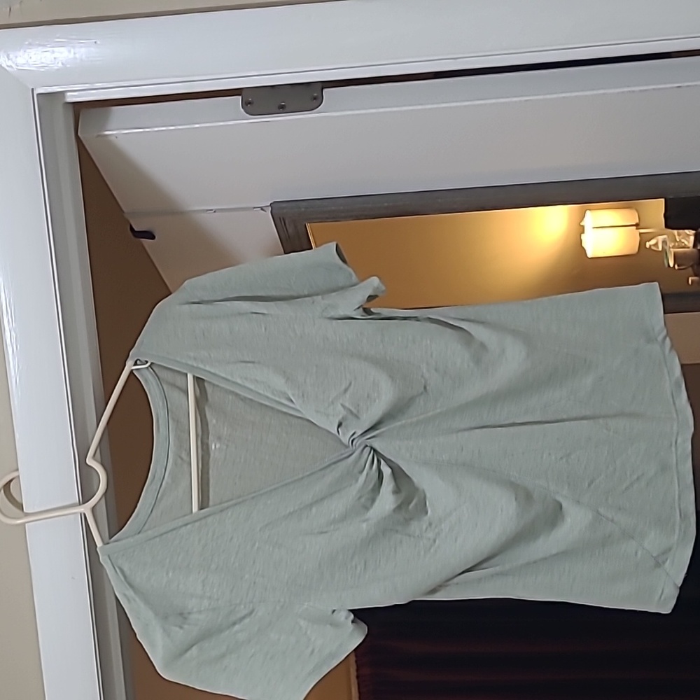 Women's summer shirt